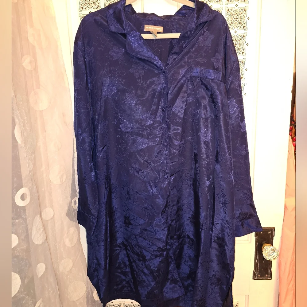 Valerie Steven long nightgown - Picture 1 of 10